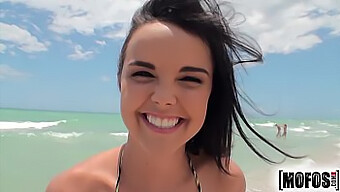 Teen (18+) Girl'S Anal Experience In Bikini