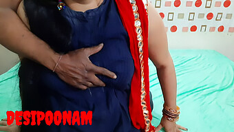 Desi Poonam Bị Con Cặc Đâm Vào Cái Lồn Lông Của Cô Ấy