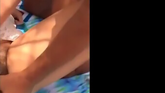 Amatrice Et Inconnue S'Engagent Dans Un Sexe En Public Dans La Partie 3