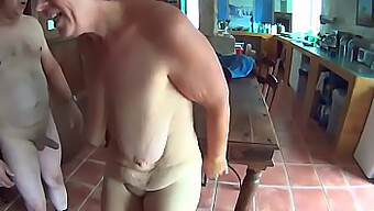 A Milf Madura De Suzisomise Experimenta Dupla Penetração Neste Vídeo De Foda Uiva.