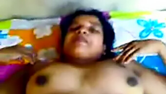 Aunty And Boy From Sri Lanka Get Naughty With Bbc