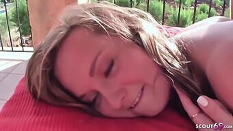 German Teen (18+) Enjoys Cunnilingus And Kissing On Mallorca