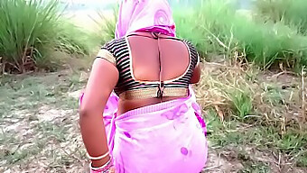 La Milf India Tiene Su Cúspide De Sexo Hardcore En El Gran Aire Libre