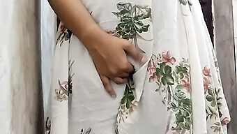 Moglie Desi Gode Del Piacere Anale In Questo Video Amatoriale