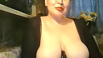 Mature Ladies With Big Natural Tits On Webcam