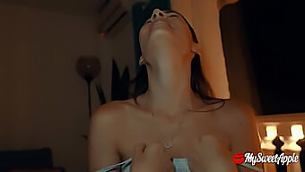 Những Đường Chân Trời Lông Lá Và Creampie Tự Làm Trong Một Video