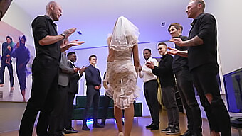 Cumshot Wedding: Siri Takes On Multiple Guys