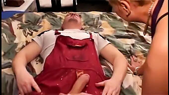 Hungarian Amateur Granny Gets Anally Fucked