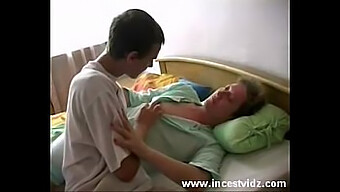 Thiếu Niên (18+) Vs Người Trưởng Thành: Chơi Tình Dục Bằng Miệng Và Âm Đạo