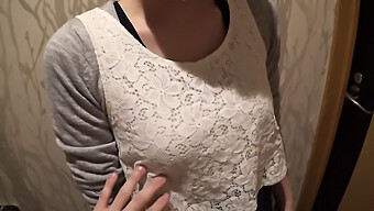 Jovencita Japonesa De Tetas Pequeñas En Video Amateur