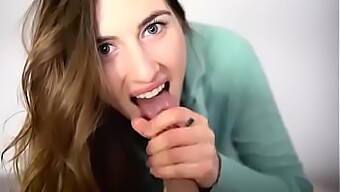 Piper Blush, A Végső Pornósztár Cumshot Összeállítása