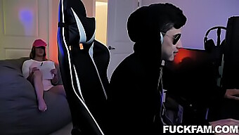 Hd Video Of A Hardcore Fucking Session With A Petite Gamer